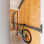 Bravissimo Canigo, Spacious And With Large Terrace Appartement Gérone