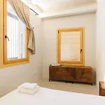 Apartment Bravissimo Canigo, Spacious And With Large Terrace Girona