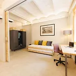 Bravissimo Canigo, Spacious And With Large Terrace * Girona