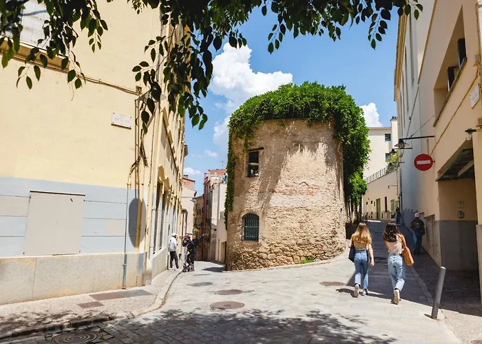 Bravissimo Canigo, Spacious And With Large Terrace Apartment Girona