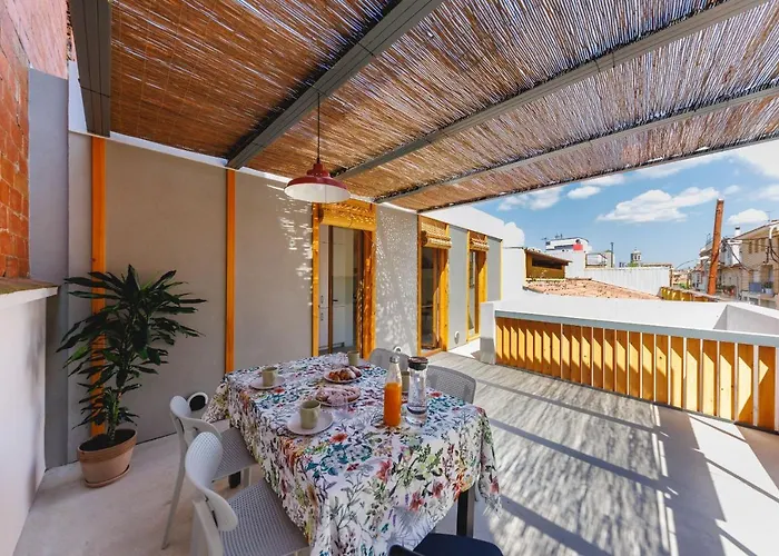 דירה Bravissimo Canigo, Spacious And With Large Terrace ז'ירונה